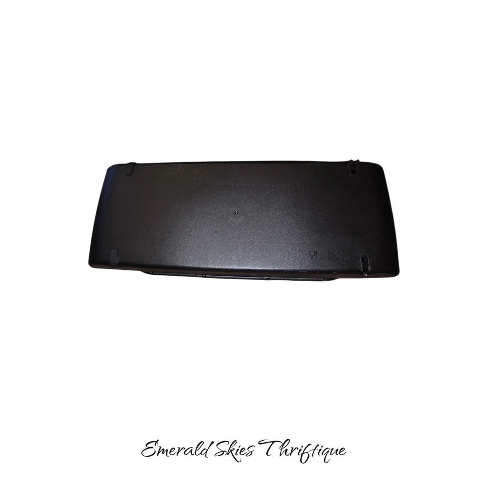 Pampered Chef Steak Knife Set with Built-In Sharpener Set Of 4 Knives free ship